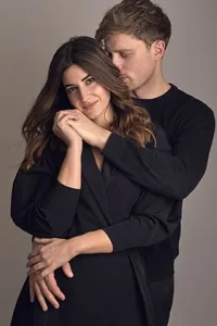 Freddie Isobel PHA Real Couple model 4