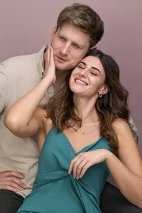 Freddie Isobel PHA Real Couple model 1